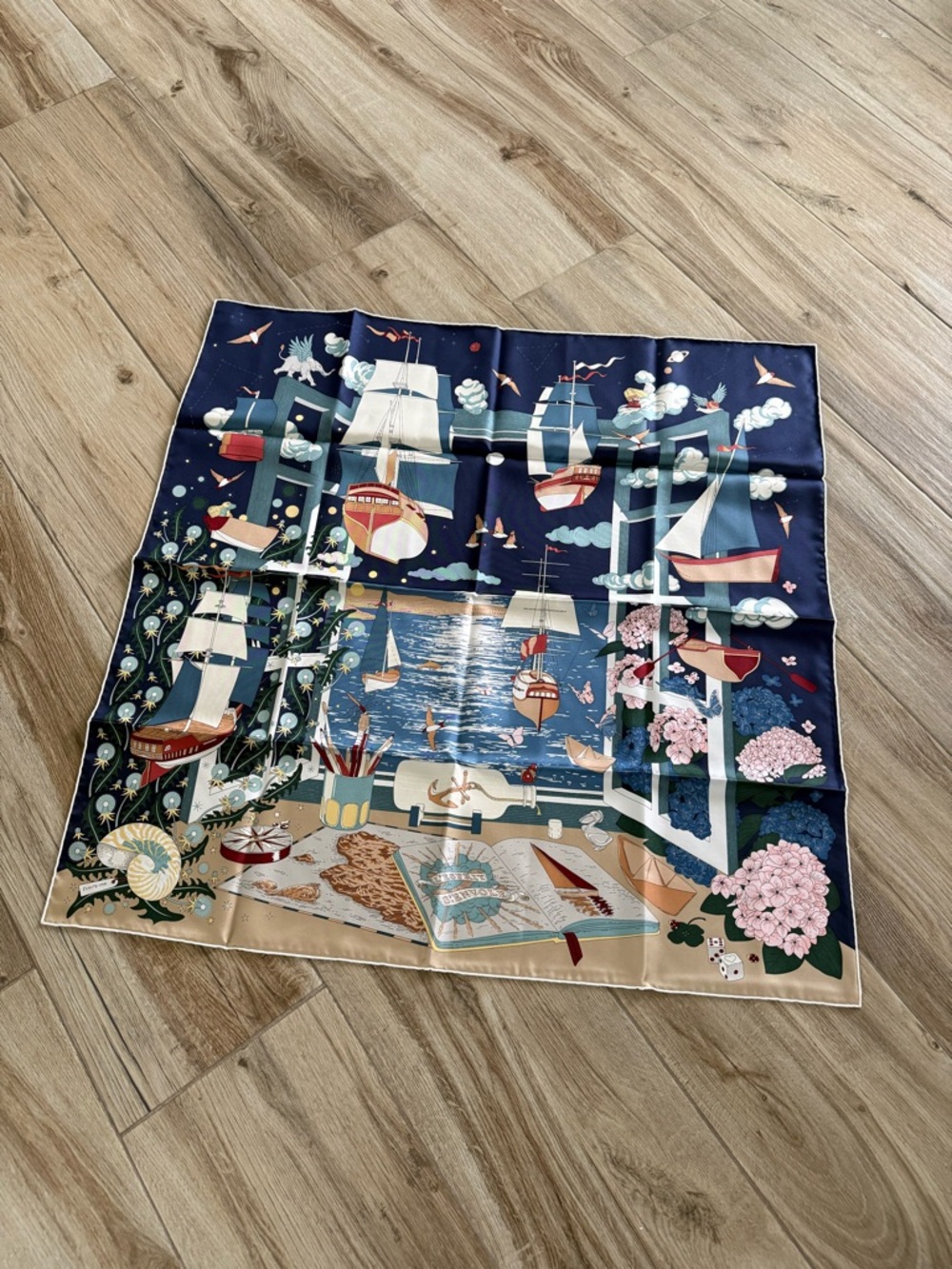 Hermes silk scarf 90*90 cm